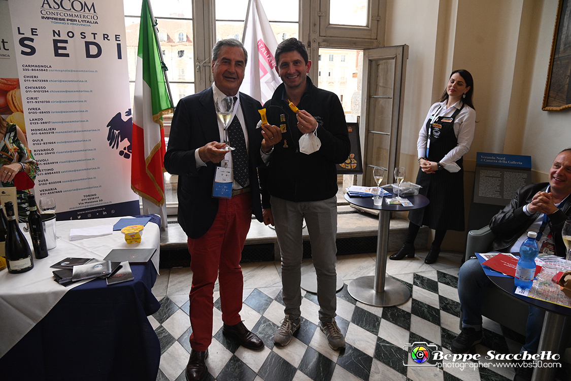 VBS_1877 - Eurovision Media Centre - Fellow, Bandakadabra e Bianco.jpg